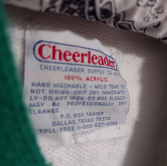 🌹3 for $25 Vintage '60s-'70s Cheerleader Sweater - Picture 9 of 16